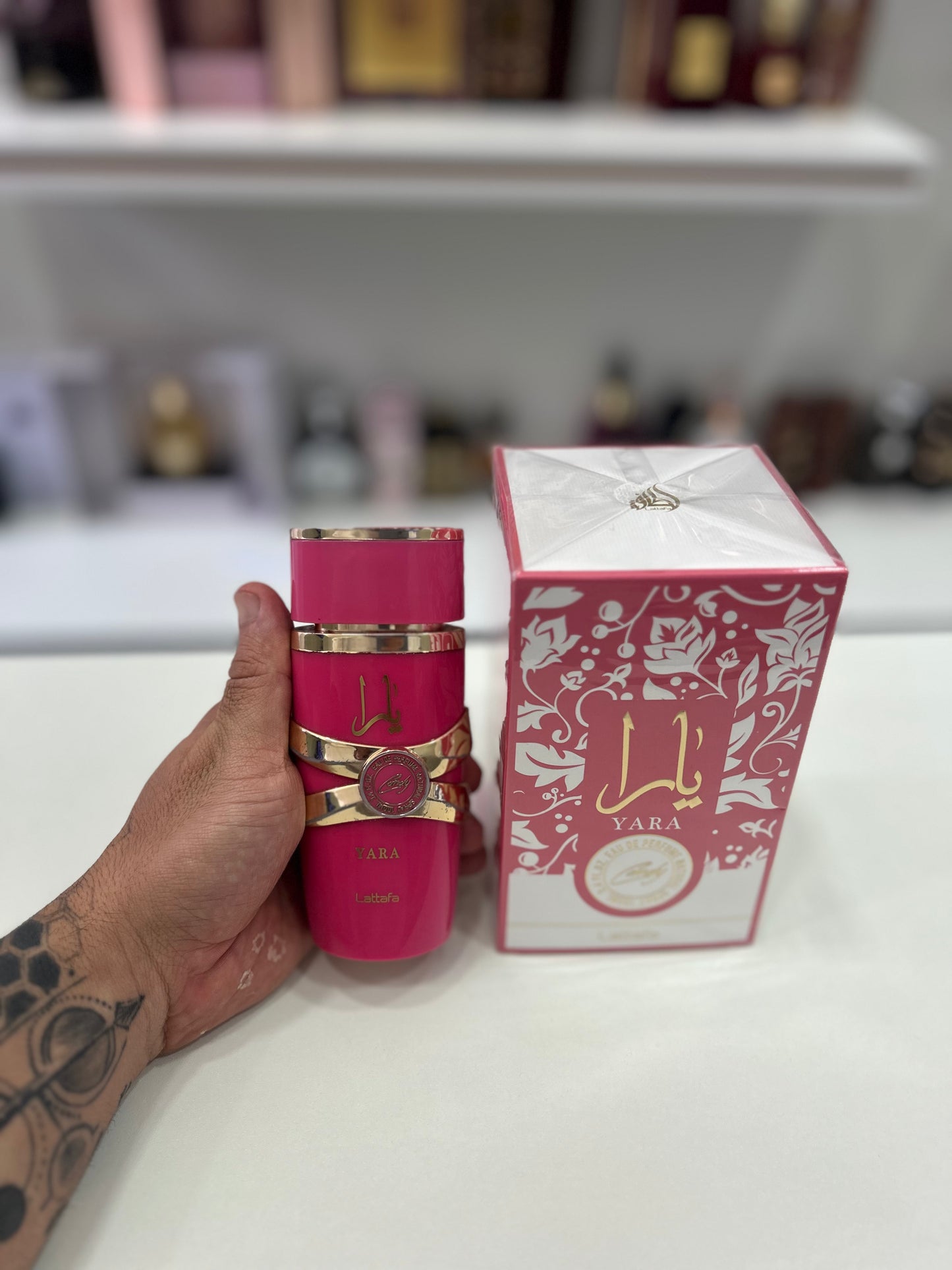 Yara Candy Lattafa - Eua de Parfum 100ml - Feminino